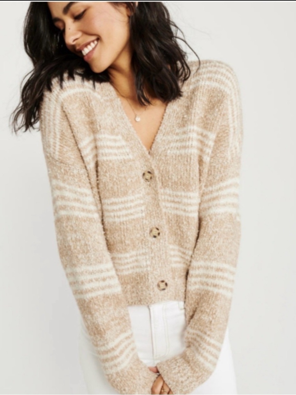 Abercrombie and Fitch beige and cream sweater